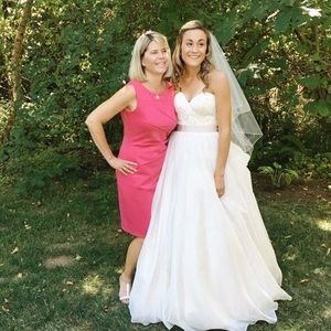 Essence of Australia Moscato wedding dress